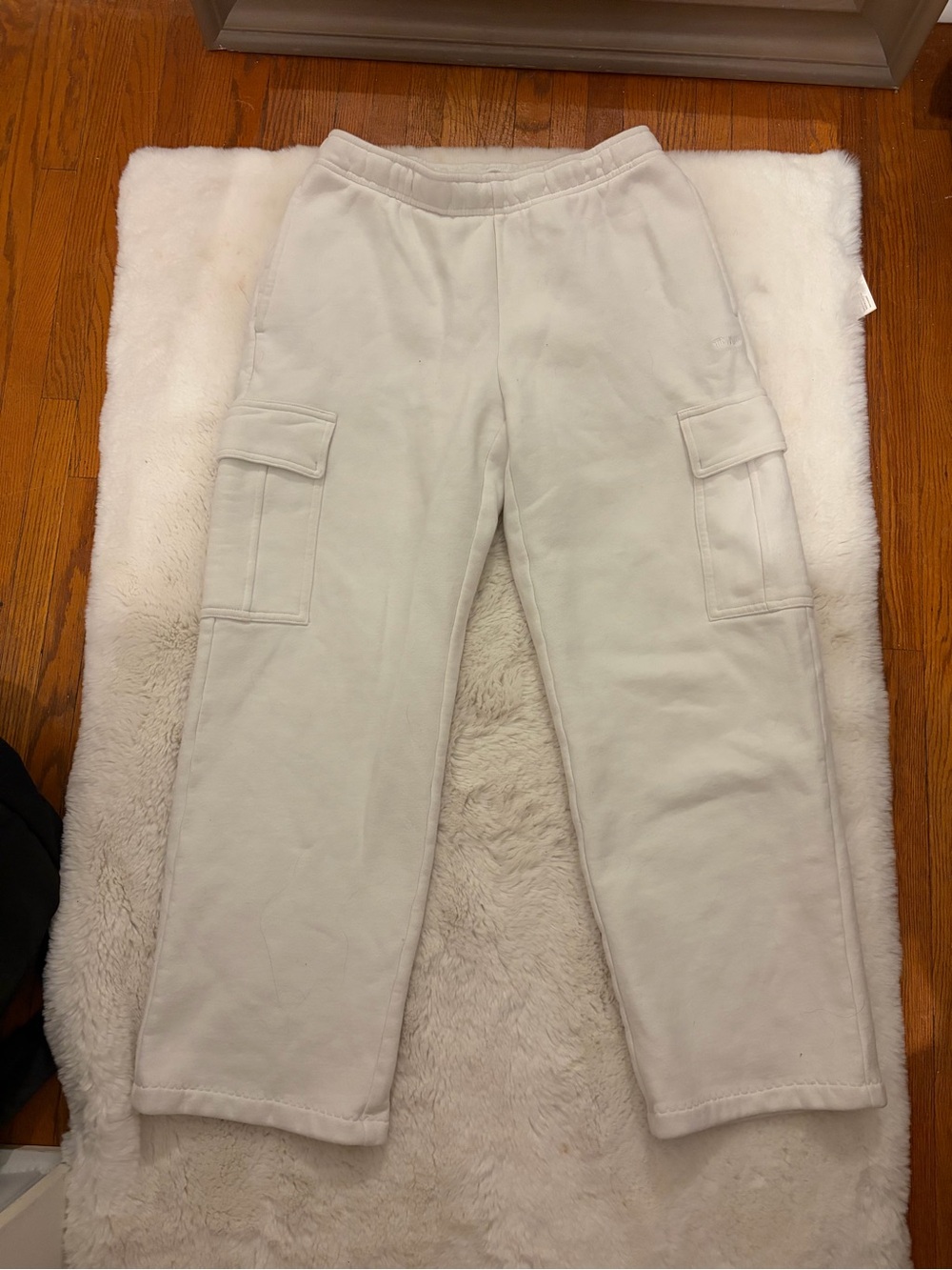 Aritzia White Cargo Joggers